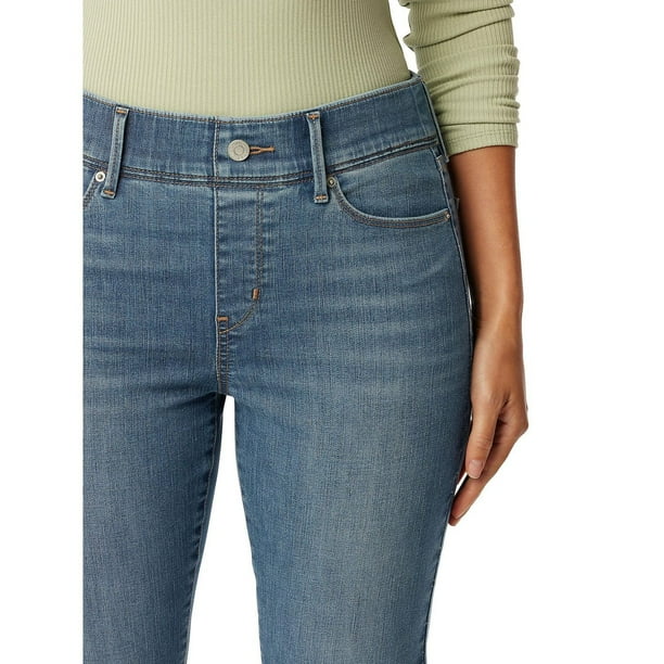 Levi Strauss Signature™ Women's Shaping Perfect Pull-On Straight