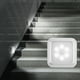 thumbnail image 4 of 6 luces de sensores de movimiento LED PIR luz nocturna inalámbrica Gabinete de batería luz de escalera plateada y transparente 5 paquetes blancos, 4 of 5