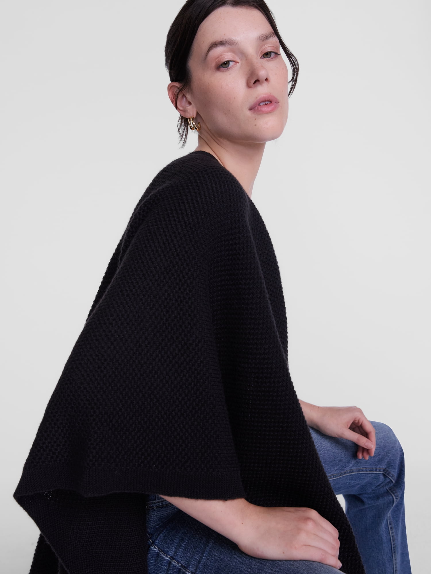 Scenario Women's Textured Knit Ruana