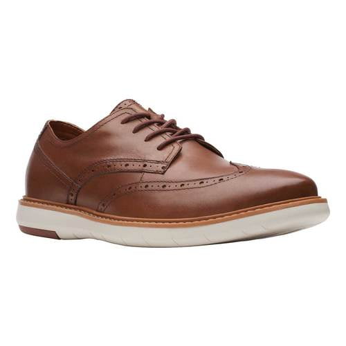 clarks wingtip