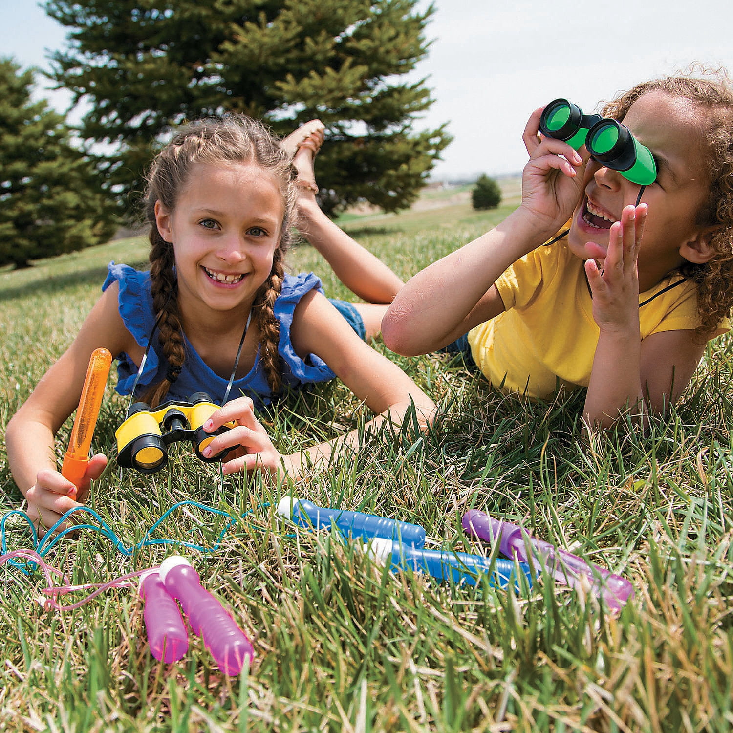Fun Express Binoculars - 4.5" Colorful Toy Party Favors for Kids - Perfect for Outdoor Adventures Birthday Parties Events and Fun Activities - Great for Kids’ Exploration and Entertainment - 12 Piece