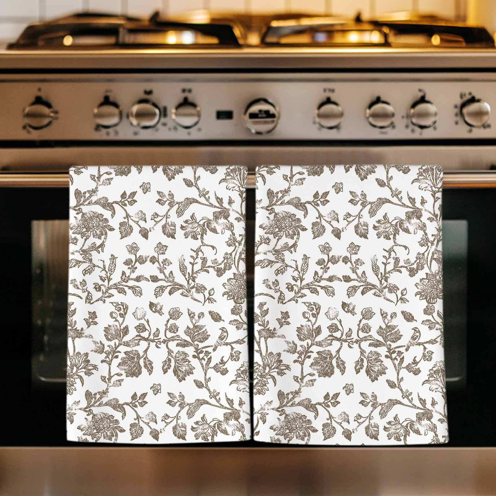 Brown Flower Microfiber Kitchen Towel, Vintage Farmhouse Boho Leaf Spring Plant Soft Absorbent Dish Towels, Quick Drying Washable Dishcloths for Kitchen Cleaning, Drying Dishes, 18x28 Inches