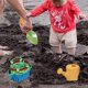 thumbnail image 4 of Juego de juguetes de playa para niños, cubo de playa, regadera, pala, rastrillo, guantes de jardinería, Kit de herramientas para exteriores con bolsa de transporte para niños y niños, 4 of 5