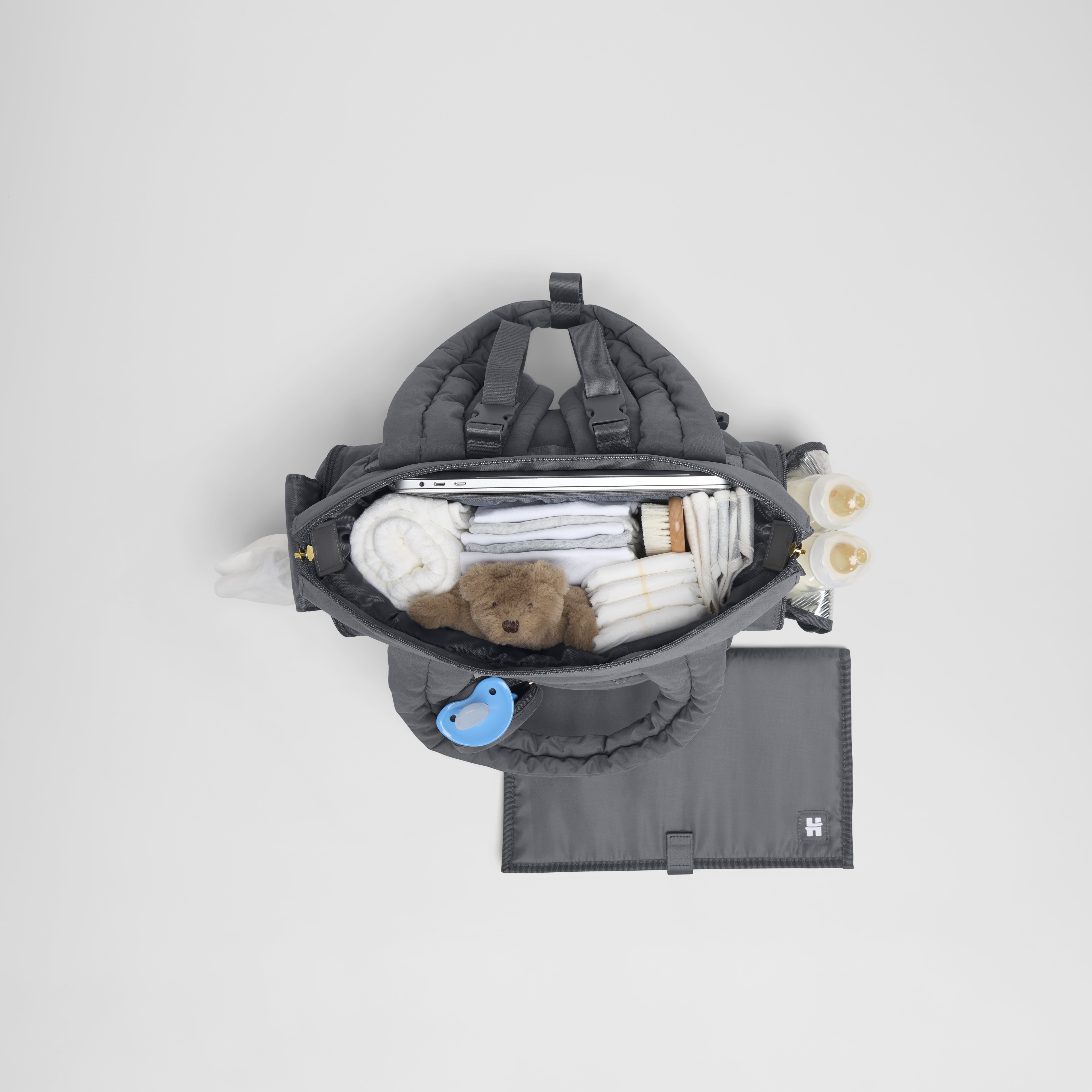 Huggies Cozy Hugg Pack Diaper Bag, Quiet Shade, Gray