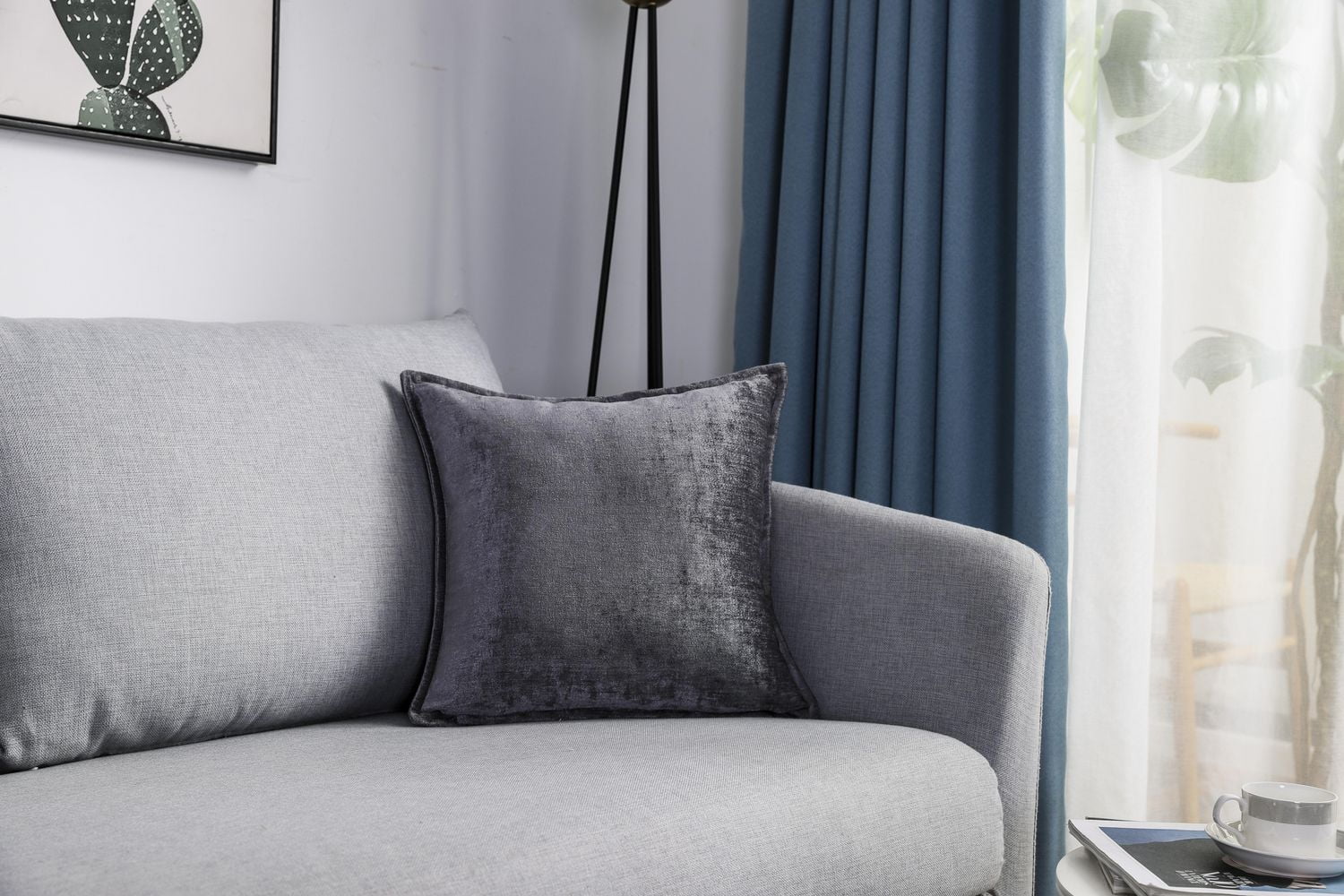 Gouchee Home Mejest Cushion