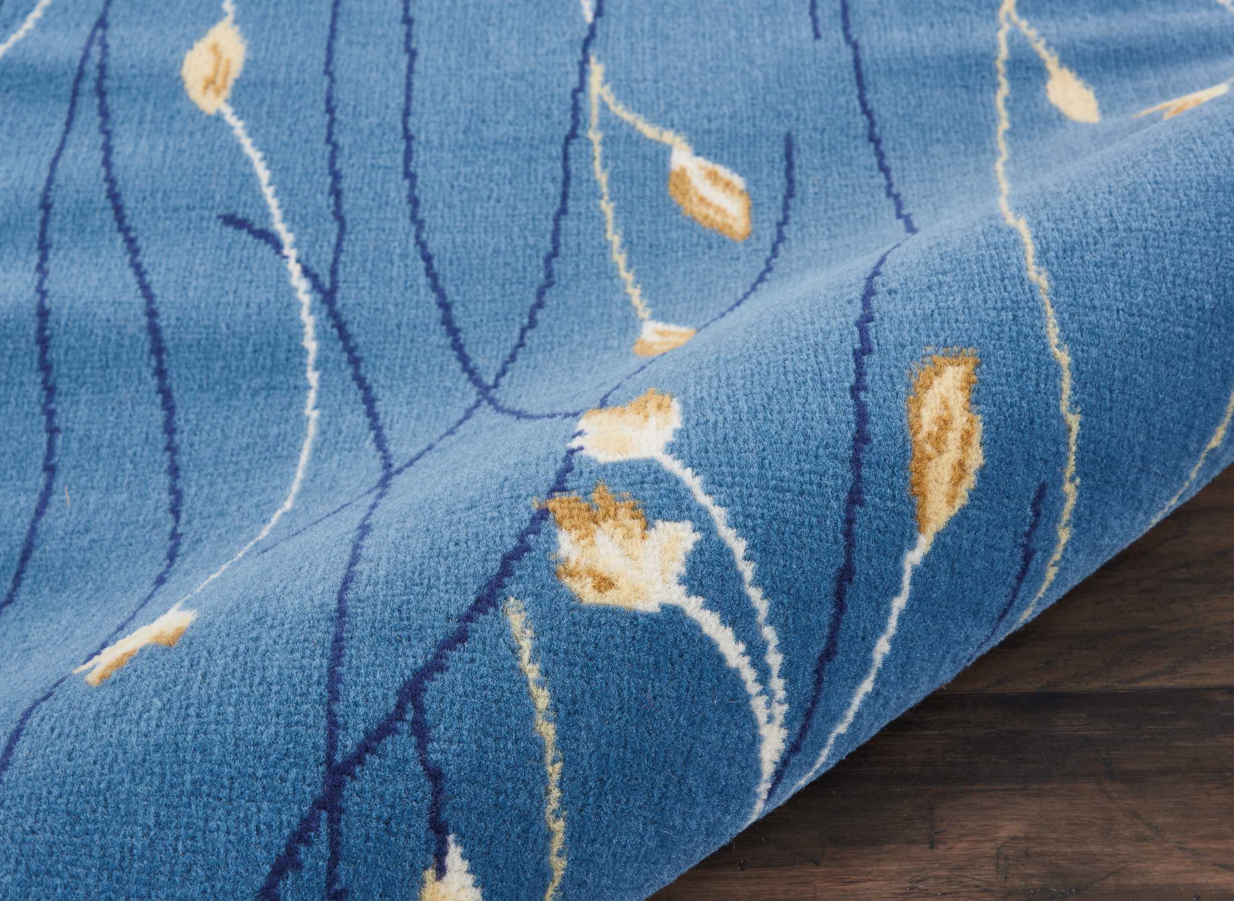 Eclectic Essentials Light Blue Botanical 2'3" x 7'6" Runner Rug