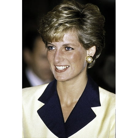 Princess Diana smiling Photo Print - Walmart.com