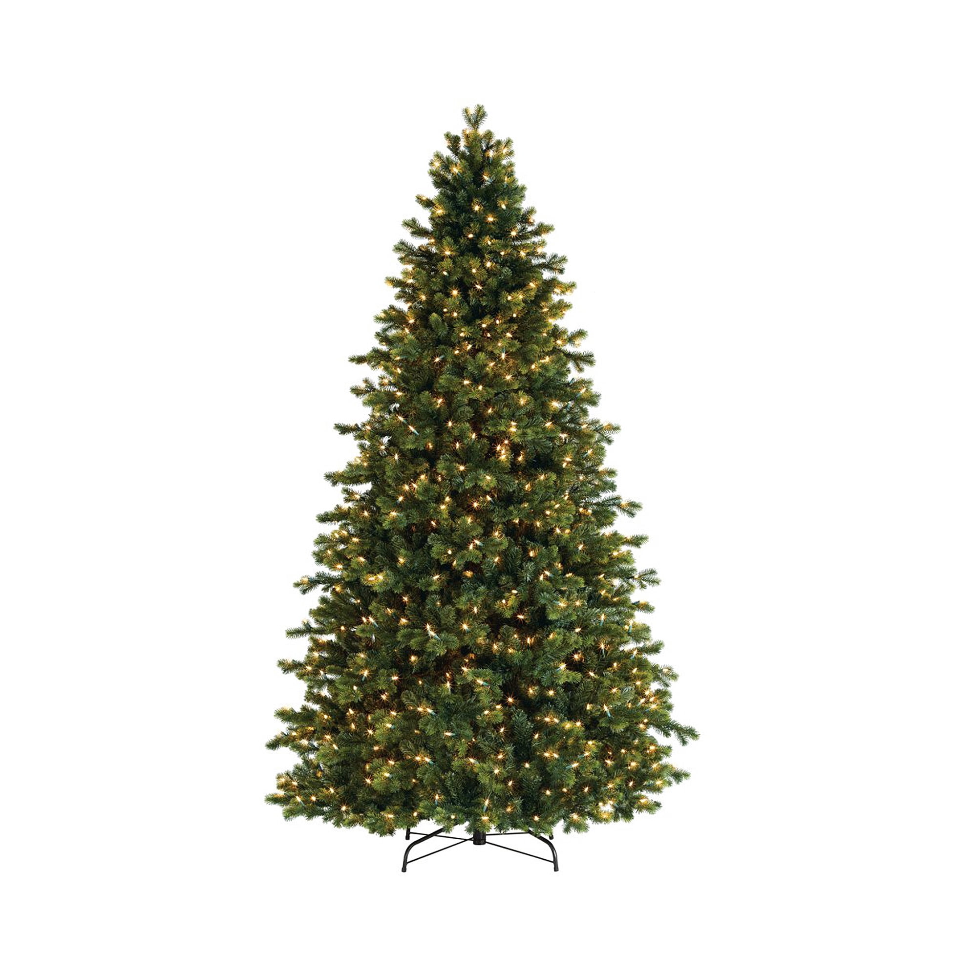Pre-Lit Savannah Spruce Medium Artificial Christmas Tree - 7.5' - Clear Lights