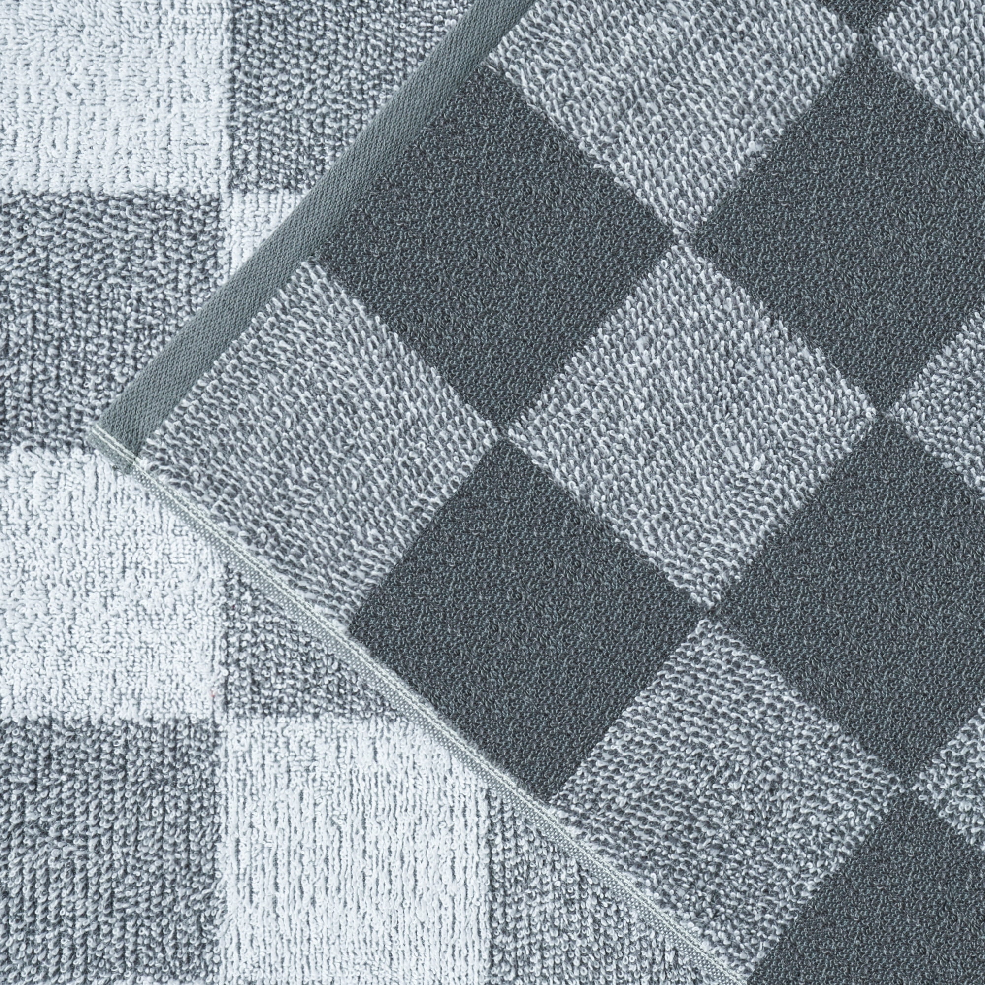 Mainstays Performance Checkered Bath Towel, 54" x 30", Soothing Grey