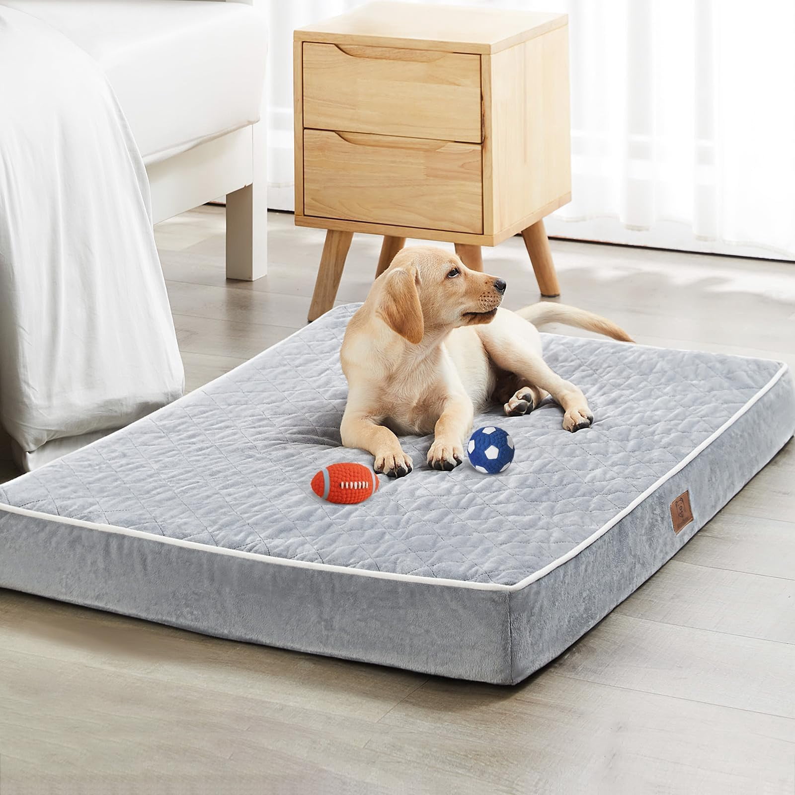 Dog Bed Medium Size  Waterproof Dogs With Removable Washable Cover Multi-needle Quilting Crate
