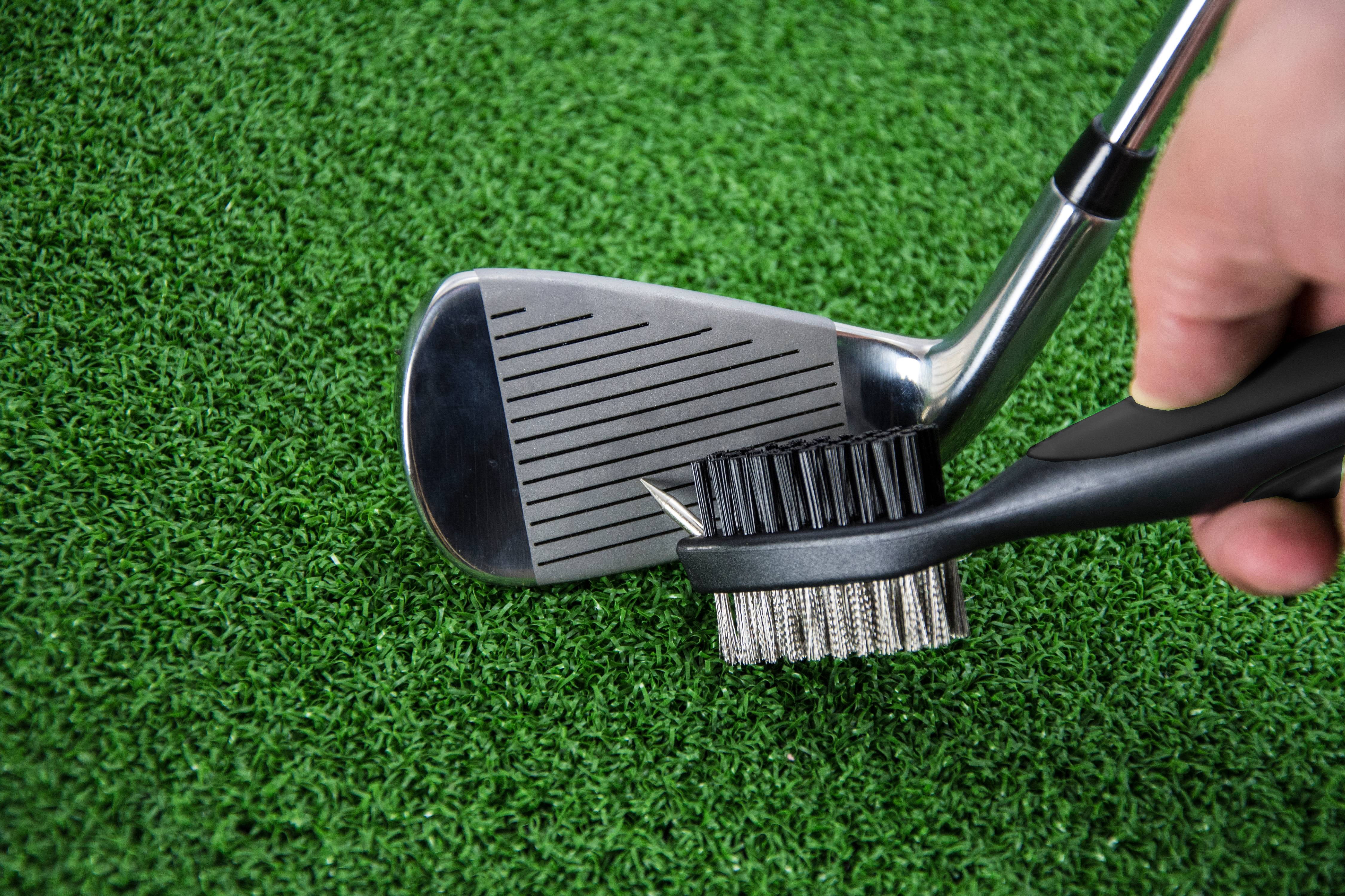 Golf Cleaning Brush with Cord for Hanging on Bag