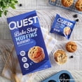 thumbnail image 3 of Quest Bake Shop Muffins de Blueberry - Alto en Prote&iacute;na, Bajo en Az&uacute;car, 10 g de Prote&iacute;na por Porci&oacute;n, Snack Saludable para Llevar, 2 g de Az&uacute;car, 3 of 7