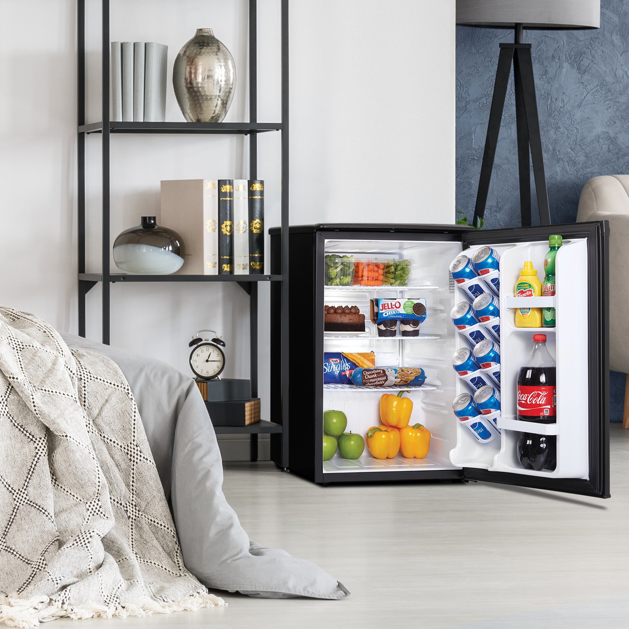 Danby 2.6 cu. ft. Compact Fridge in Black (DAR026A1BDD)