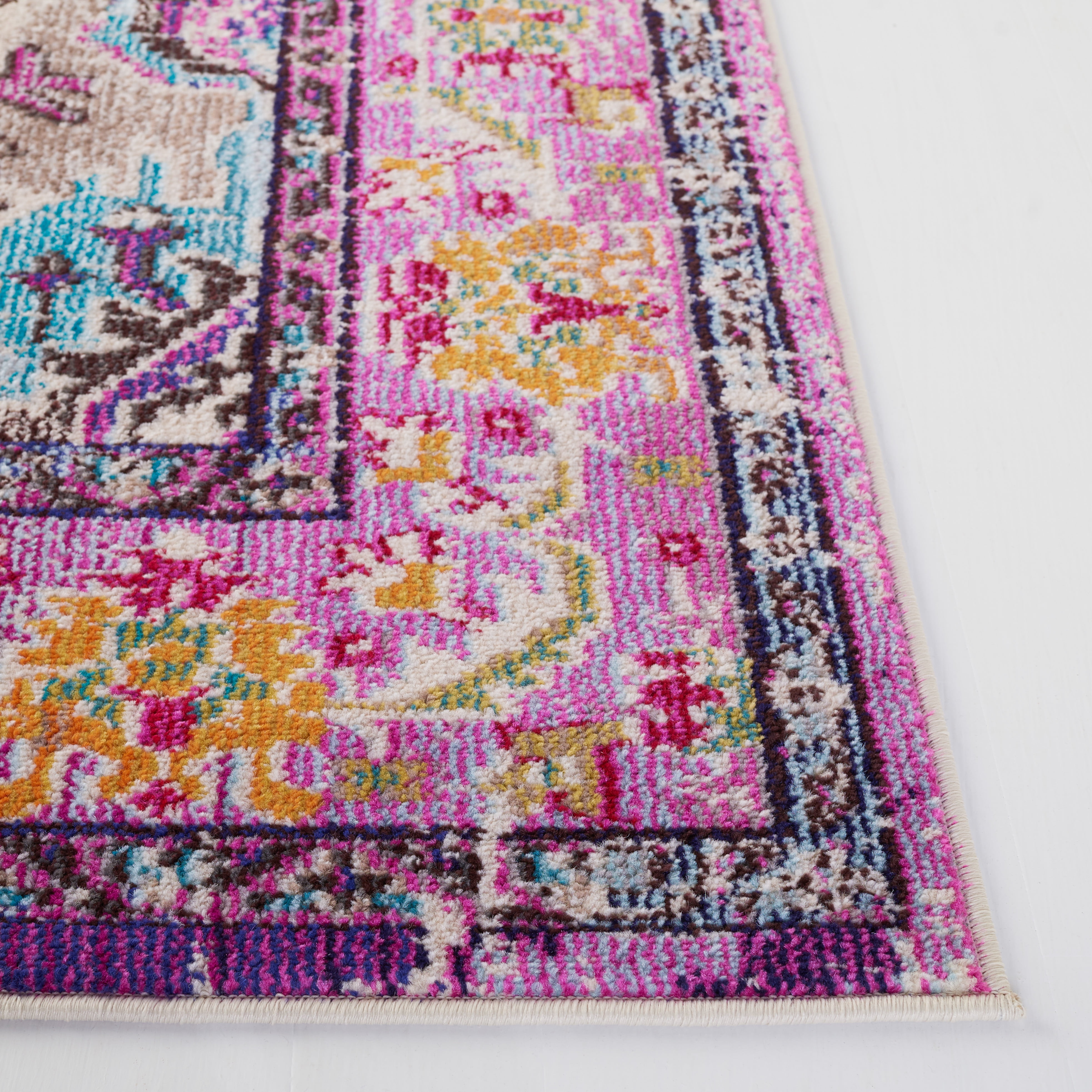 SAFAVIEH Area Rug 6'7"x9'2" - Monaco Collection - Traditional Design, Violet & Light Blue, Ideal for Living Room, Bedroom, Dining Space (MNC243L)
