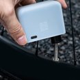 thumbnail image 3 of Bomba Eléctrica para Bicicleta, Minibomba de Aire Portátil con Pantalla LED, 120 PSI, para Neumáticos de Bicicleta de Montaña, Carretera, Motocicleta y Ciclismo., 3 of 5