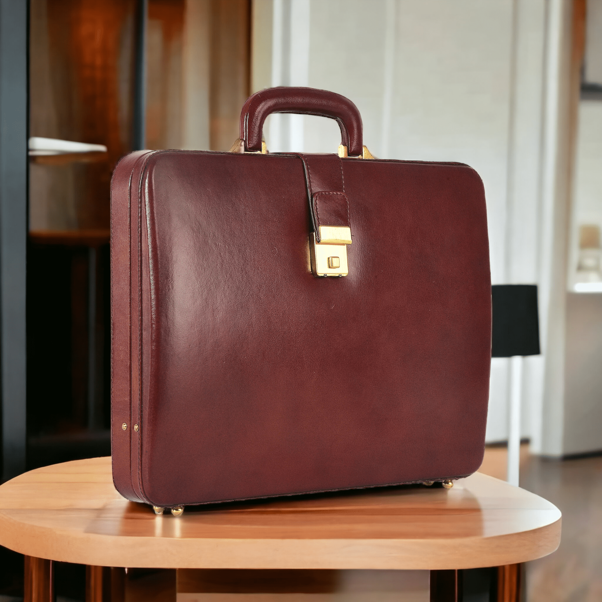LINDSEY STREET Premium Look Genuine Leather Attache Briefcase for Mens Office Handbag 14 Inch Laptop Case