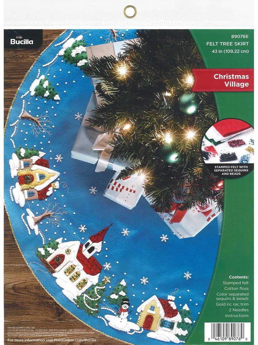 Cardinal or Snowflake Applique  Christmas Tree Skirt New Felt 40 inches New 
