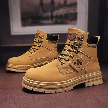 

Men‘s Lace Up Front High Cut British Style Martin Boots For Winter