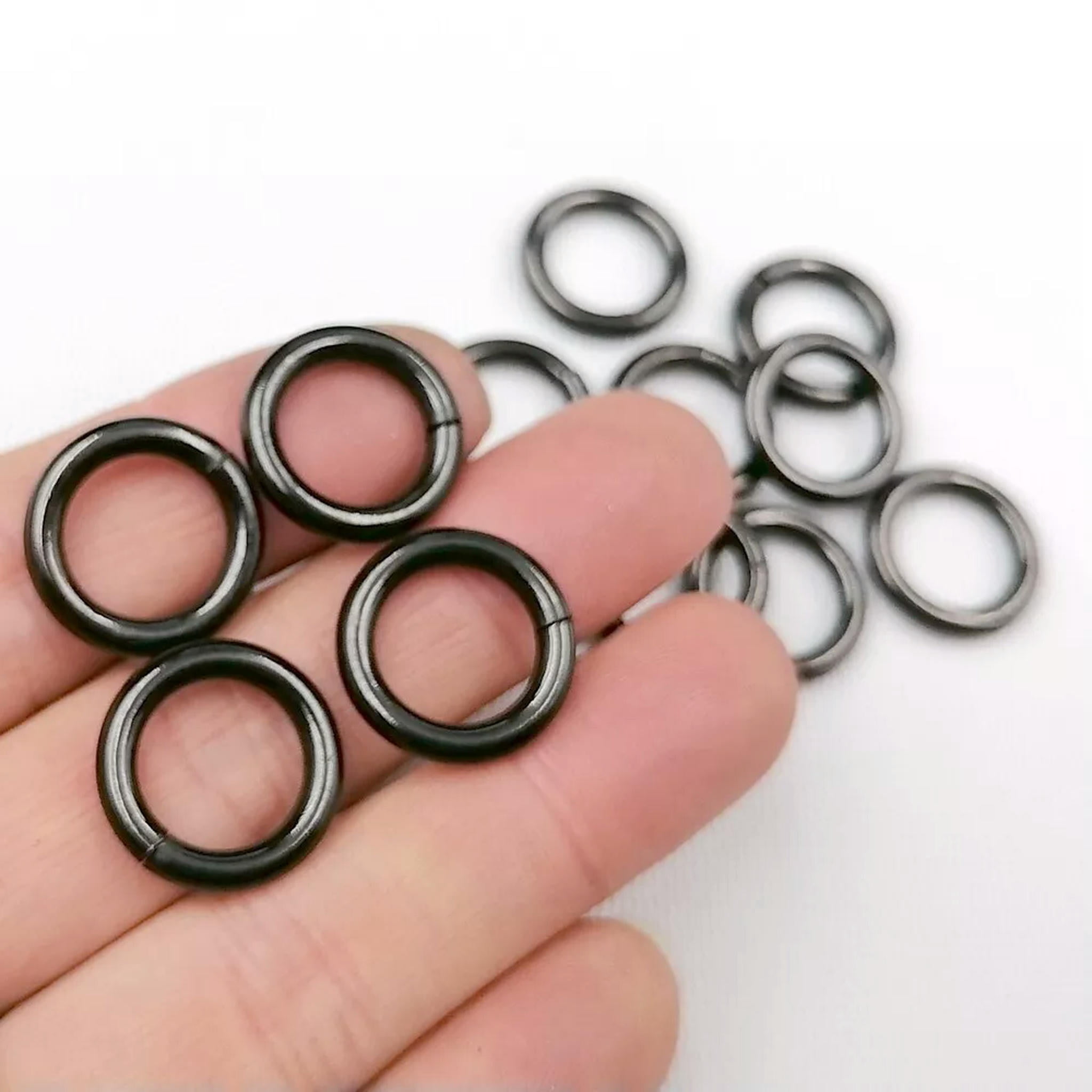 HOOUN 100pcs Black Wire Cutting Stainless steel Jump Rings Split Rings 3*18mm Huge DIY