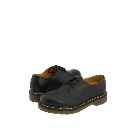 Dr. Martens 1461 3-Eye Leather Oxford Shoe, Black Smooth, Size Men’s 8/Women’s 9 US
