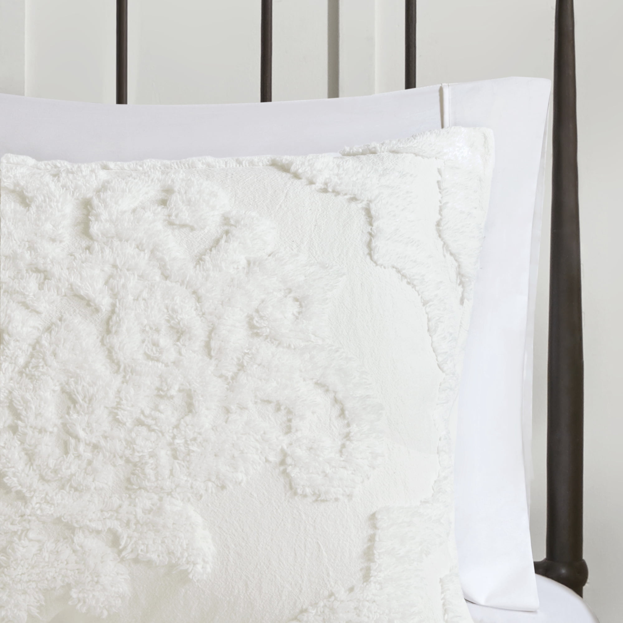 Madison Park Viola Tufted Chenille Cotton Comforter Set – 3 Piece Full/Queen