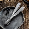thumbnail image 4 of Cuchillo para mantequilla de 2 piezas, cuchillo para crema de acero inoxidable, utilizado para untar mermelada para el desayuno, rallador de queso multifuncional, cortar verduras y frutas, tres en uno, 4 of 5
