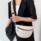 thumbnail image 5 of Bolso Pecho Btafrte Mujer Color Sólido Beige, 5 of 9