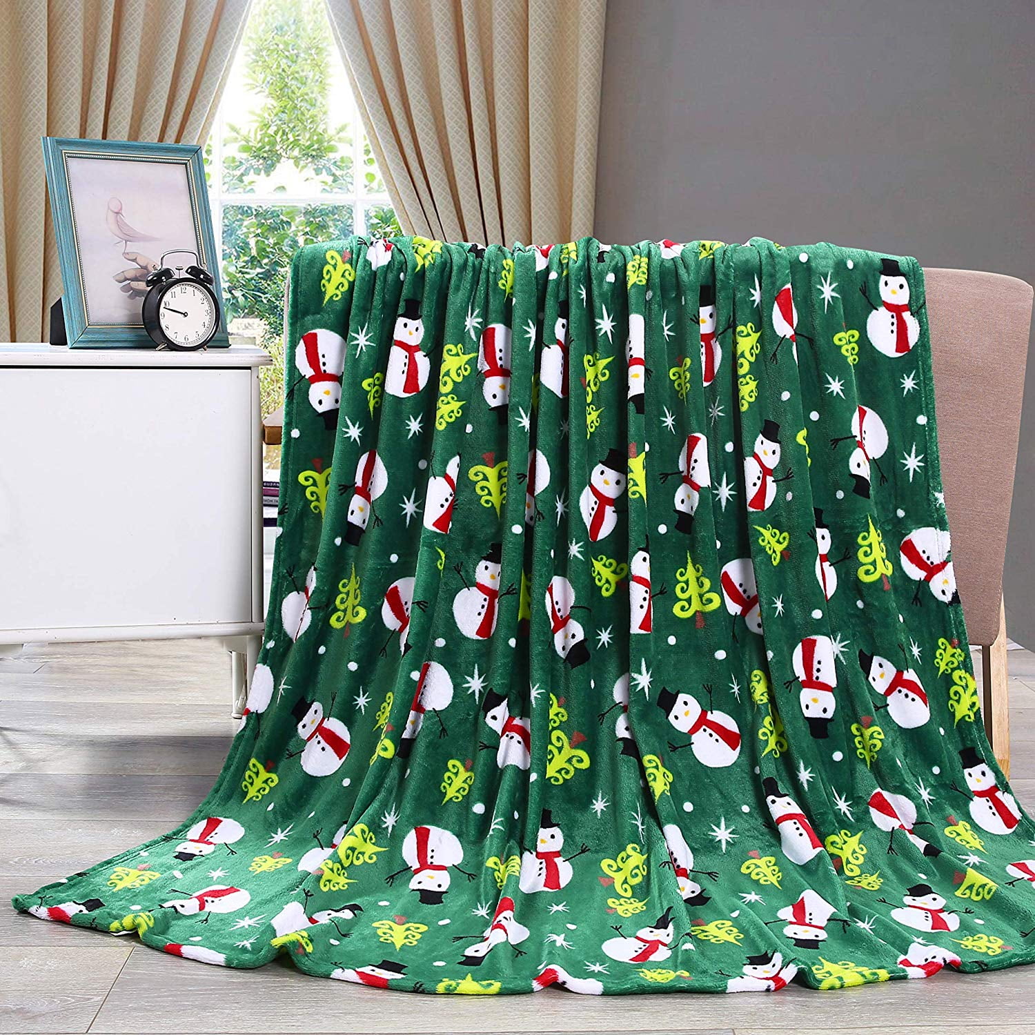 Holiday Christmas Throw Blanket, Soft & Plush, 50x60, Green Snowman