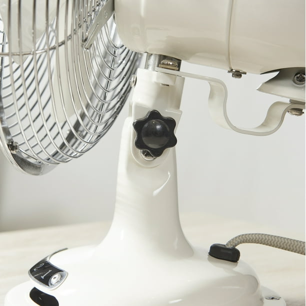 Nostalgic Retro Table Fan ホワイト 3段階調整 Better Homes & Gardens New 8 inch Retro 3-Speed Metal Tilted-Head