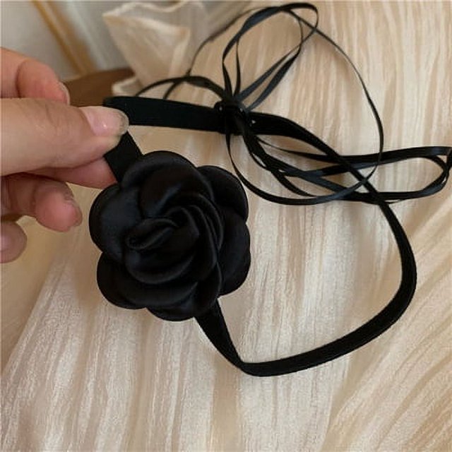 Gargantilla con cadena para clavícula con lazo de camelia negra y hada sexy de estilo japonés y coreano
