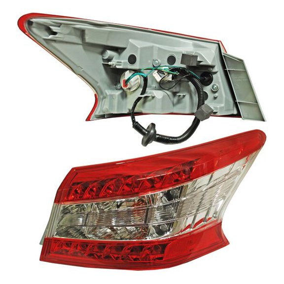 CALAVERA SENTRA 2013 al 2016 NISSAN Derecha/Pasajero Genérica .