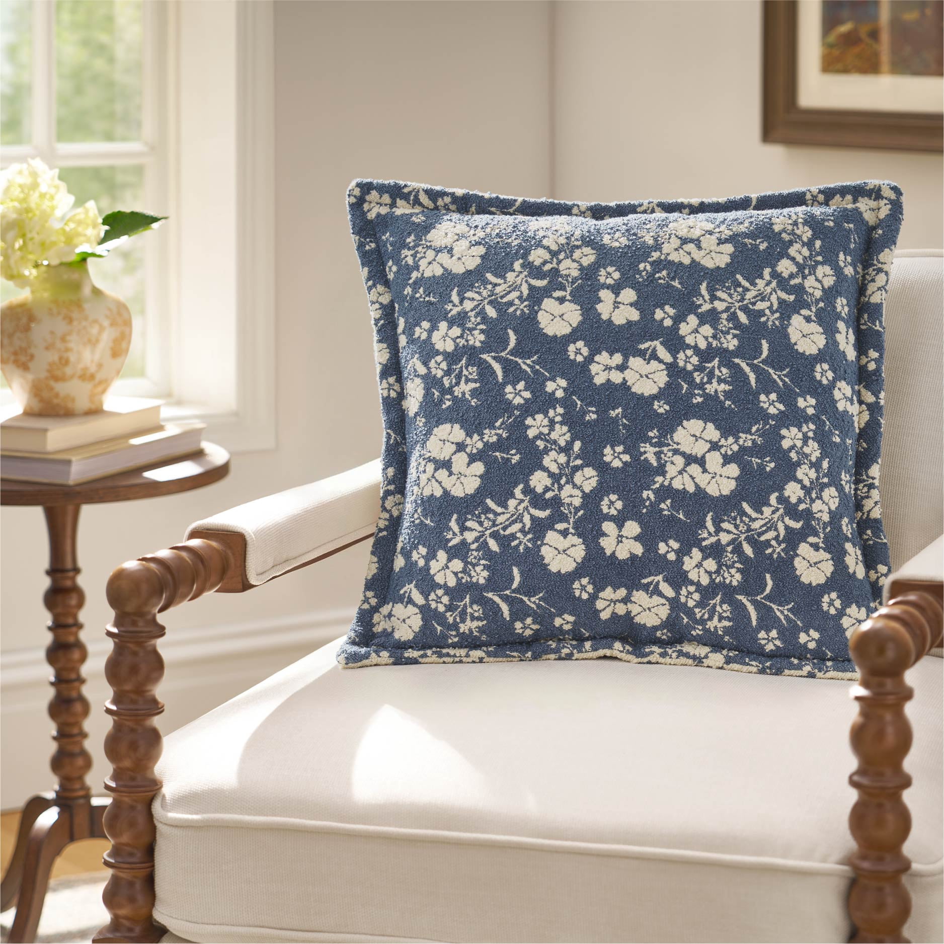 The Pioneer Woman Blue Daisy Boucle Decorative Pillow, 20" x 20"