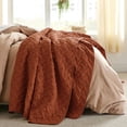 thumbnail image 2 of Colchas ligeras Quilt Bedsure tamaño queen, color rojo y naranja, 2 of 7