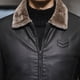 thumbnail image 4 of Chaquetas de cuero sintético de invierno para hombre con cremallera y cuello de piel, 4 of 5