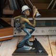 thumbnail image 3 of Éléments de Figurines Hip-Hop Commémoratives en Résine Dj Rock Rap Musique Star Résine Sculptures, 3 of 17
