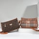 thumbnail image 2 of Bolso de mano para mujer, moderno, estilo cruzado, de gran capacidad, para mujeres de mediana edad y mayores, 2 of 5