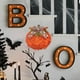 thumbnail image 5 of Corona de calabaza de 40 cm con lazos y bayas - Decoración de puerta principal de otoño para Halloween y Acción de Gracias - Decoración de pared con guirnaldas de calabazas, 5 of 8