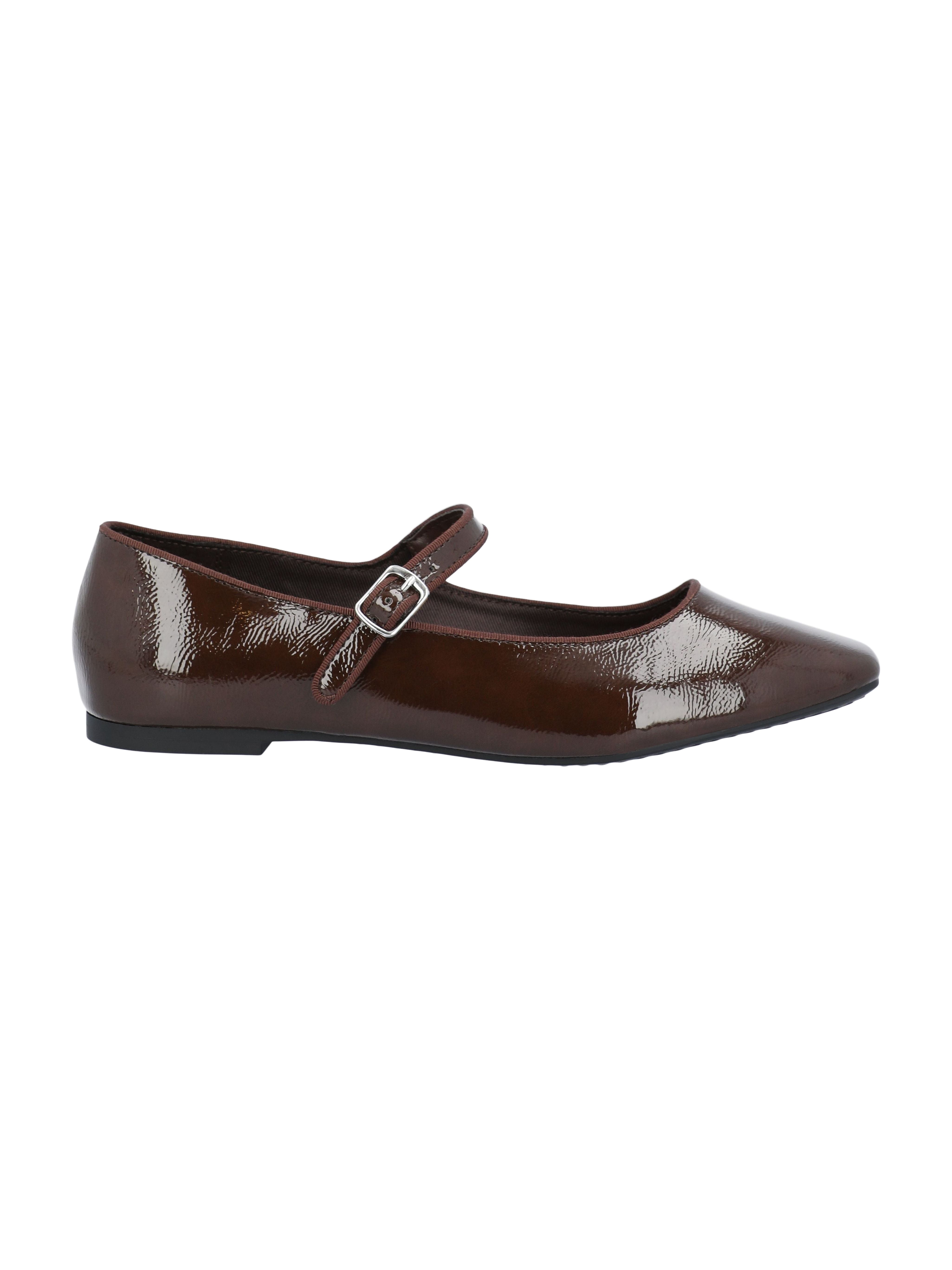 Time and Tru Women's Faux Leather Mary Jane Flats, Wide Width Available