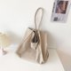 thumbnail image 4 of Bolso de hombro de pana retro YONGSHENG color sólido gran capacidad, 4 of 5