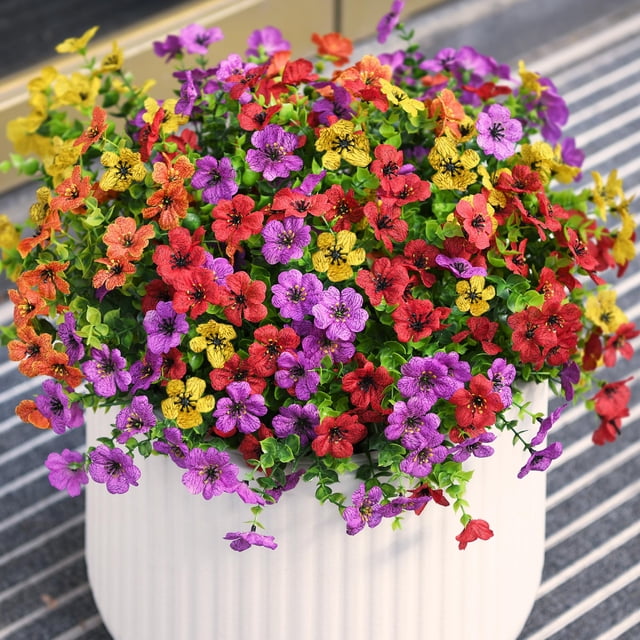 Flores artificiales INQCMY de seda sintética con forma de margarita, 12 paquetes, para exteriores