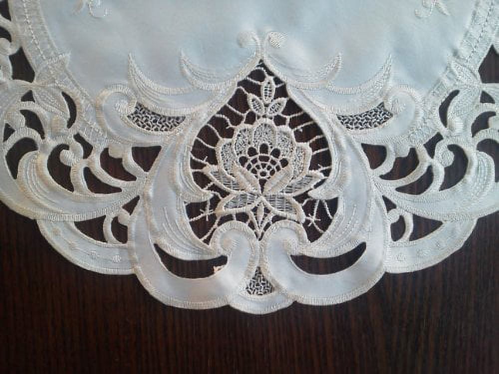 Doily Boutique Table Runner with Ivory Lace Insets on Ivory Fabric, Size 44 x 15 inches