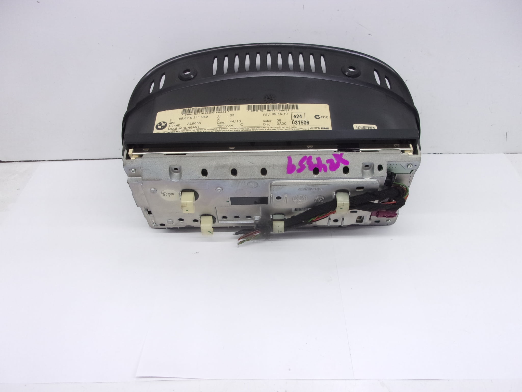 Pre-Owned 2010-2013 BMW 328i Information Display Screen ID 65829211969 OEM - Verify Specific Vehicle Fitment In Description - (Good)