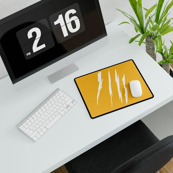 Effete Feline Claw Marks Scratch Desk Mats
