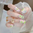 thumbnail image 3 of Presiona Nails FIEONCIY, cuadrados, de longitud media, con estampado floral verde, 3 of 6