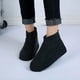thumbnail image 3 of Cubiertas de Zapatos de Lluvia Macarena Cubiertas impermeables para zapatos Elástica Antideslizante a Prueba de Agua Silicona Lavable para Hombres Mujeres, 3 of 8