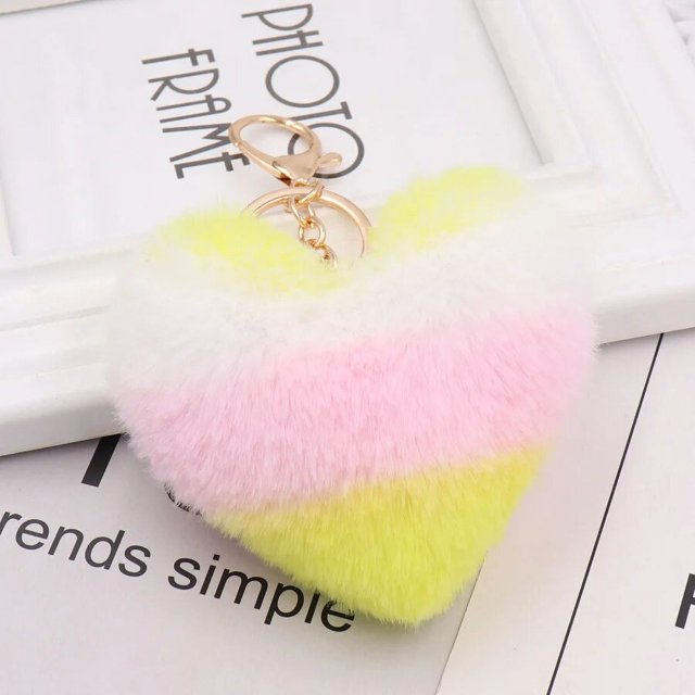 LLavero de bolas de felpa de arcoíris para mujer, colgante decorativo con pompones de corazón, joyería de moda para bolso y coche, novedad