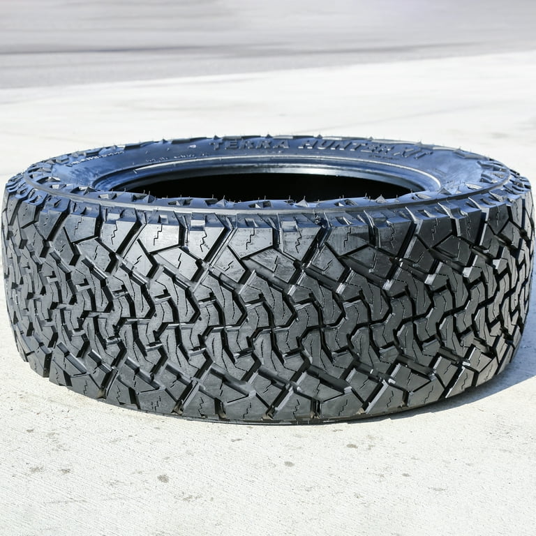 Venom Power Terra Hunter X/T LT37X13.50R20 128Q Light Truck Tire