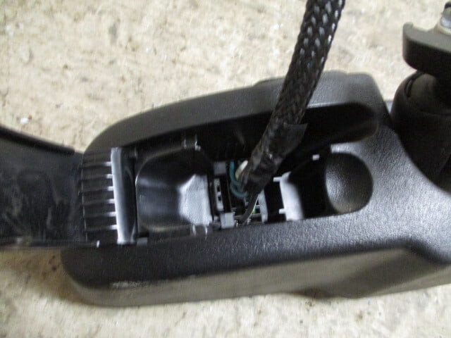 Pre-Owned 2011-2017 Jeep Patriot Rear View Mirror w/Automatic Auto Dimming Dim OEM LKQ - Verify Specific Vehicle Fitment In Description - (Good)