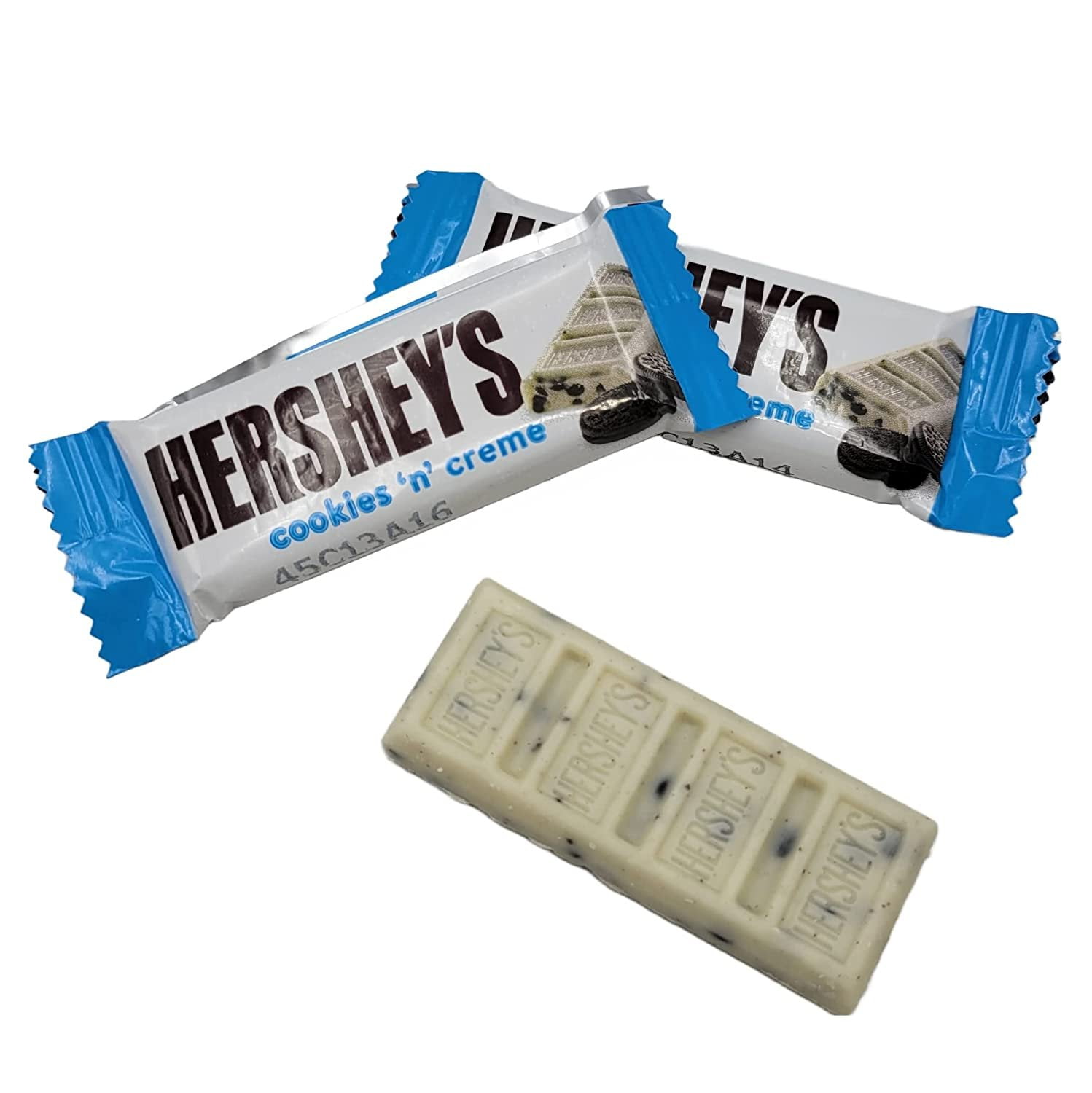 Hersheys Cookies n Creme Candy - Snack Size - Chocolate Cookie Bits Coated in Smooth White Creme - Individually Wrapped - Bulk Pack 4 Pound