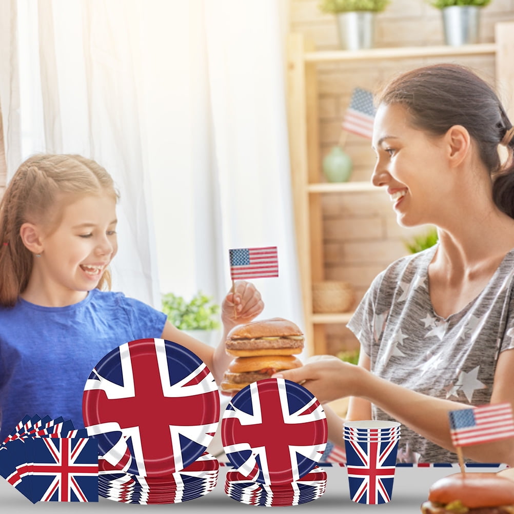 Service De Table Fête Union Jack - Nappe, 10 Gobelets, 20 Assiettes, 25 Serviettes, 30 Drapeaux